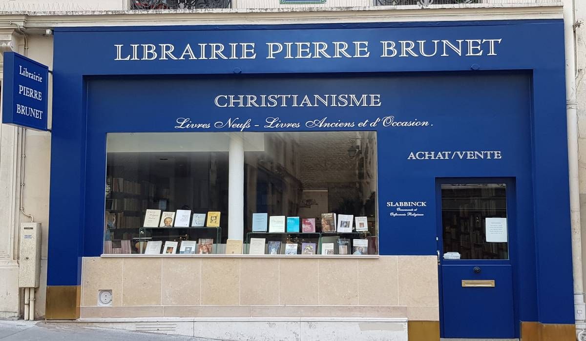 Librairie de livres chrétiens christianisme - la devanture du magasin